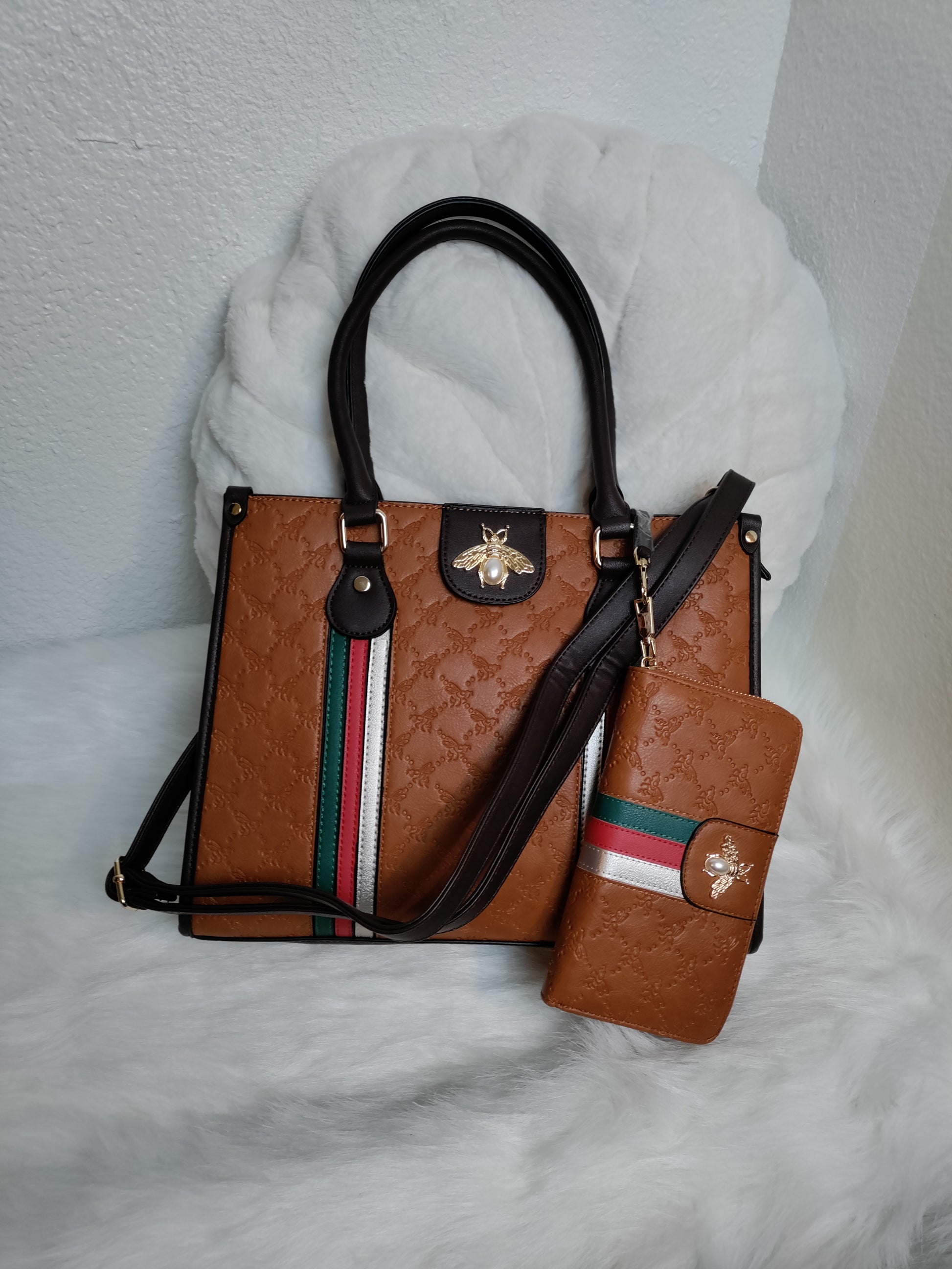 Gucci Totem Butterfly Tote And Shoulder Bag (505344) Gucci
